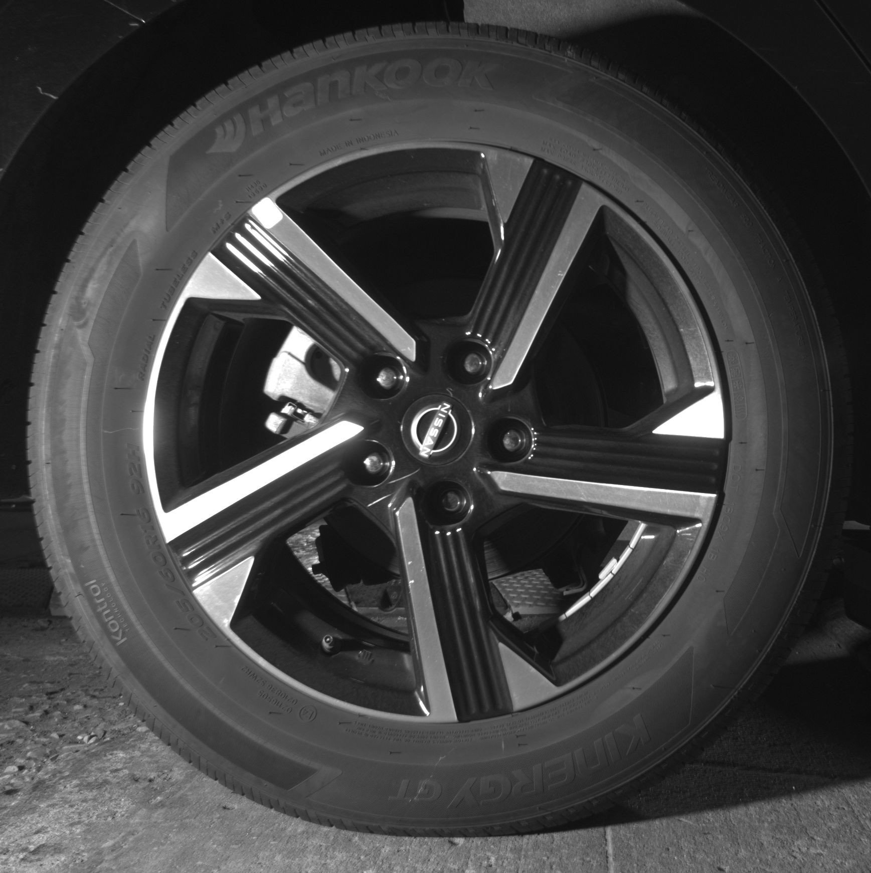 Used 2025 Nissan Sentra SV FWD image 15