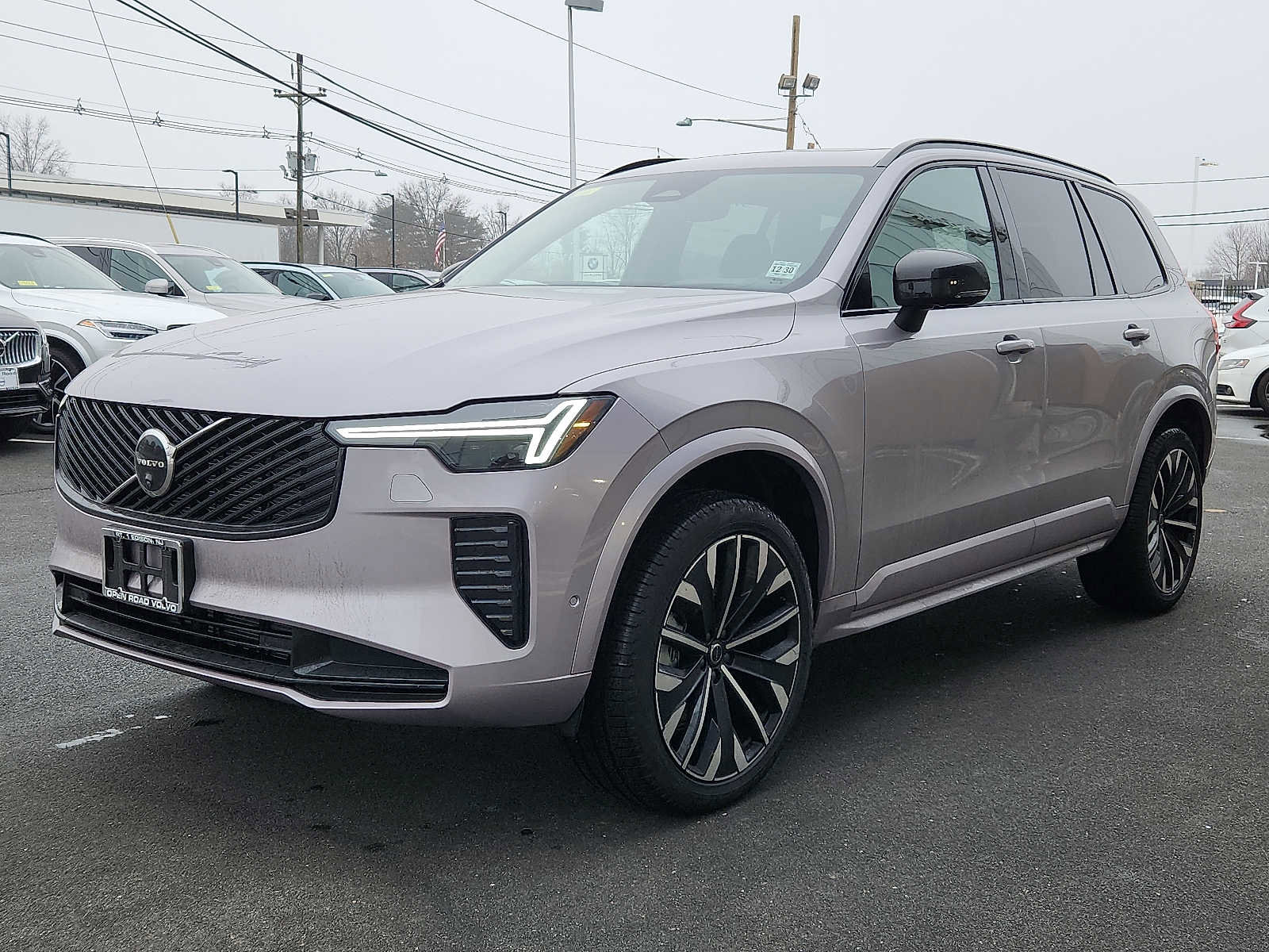 Used 2026 Volvo XC90 B6 Ultra w/ Protection Package Premier image 3