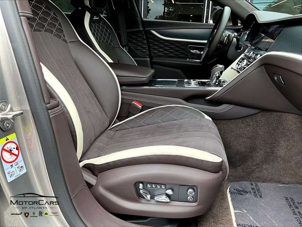 Used 2024 Bentley Flying Spur W12 AWD/4WD image 9