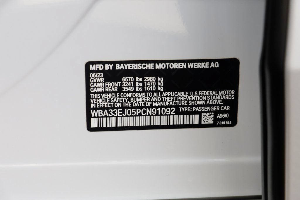 Used 2023 BMW 760i xDrive AWD/4WD image 27