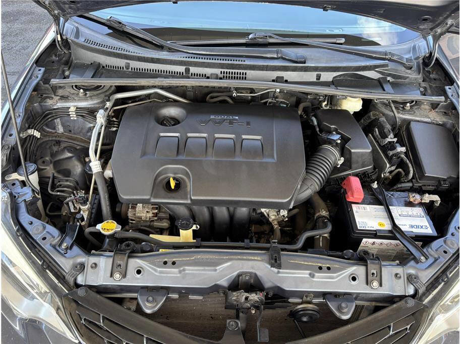 Used 2015 Toyota Corolla S image 19