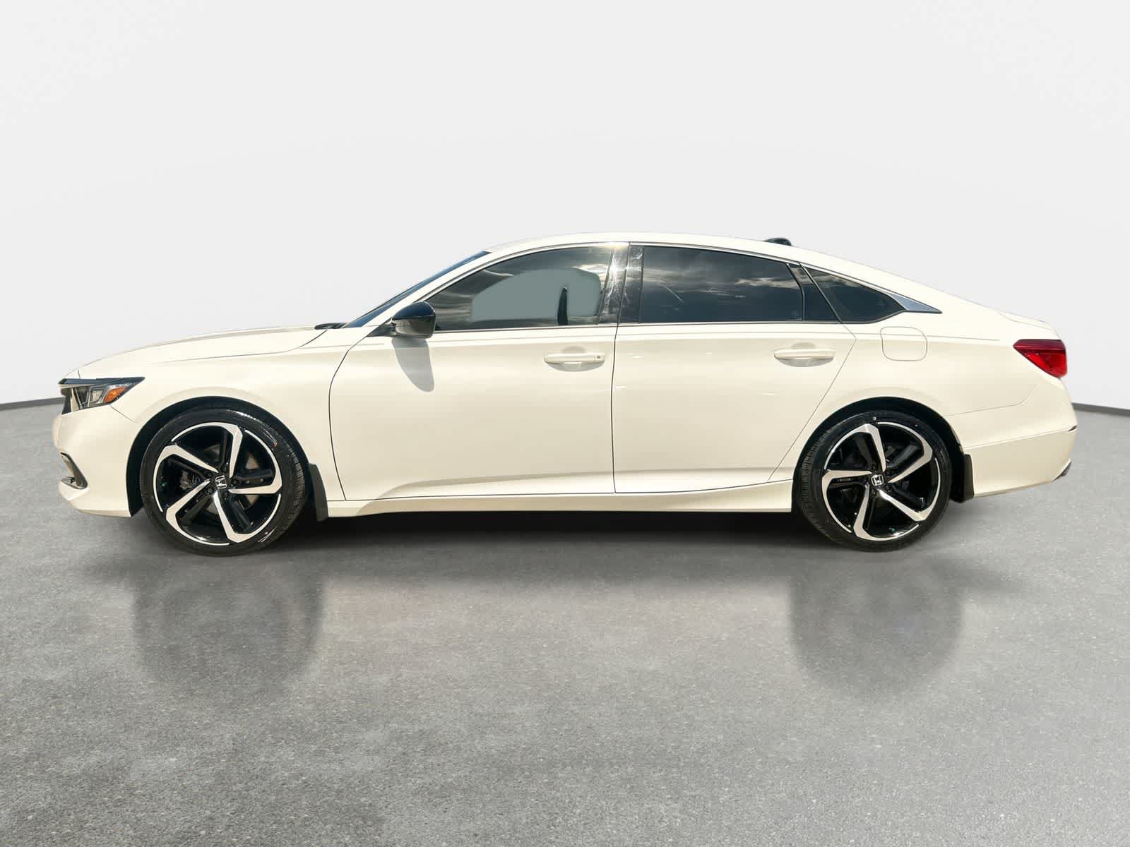 Certified 2022 Honda Accord Sport image 4