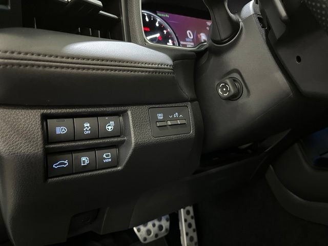 Certified 2022 Toyota Avalon Touring FWD image 15