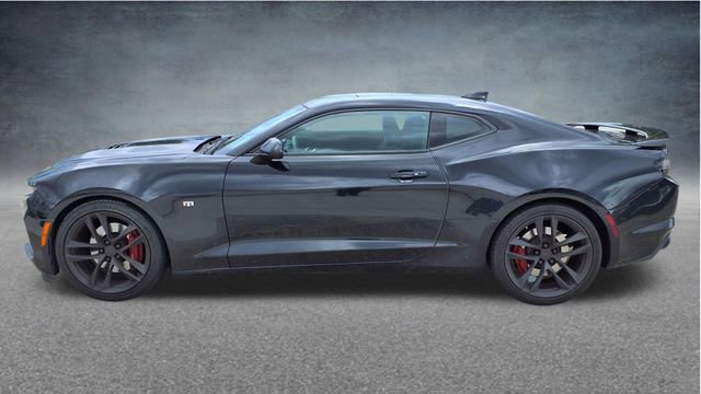 Used 2023 Chevrolet Camaro SS RWD image 2