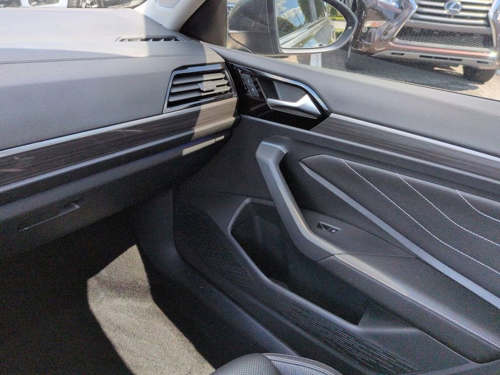 Used 2022 Volkswagen Jetta SEL image 18