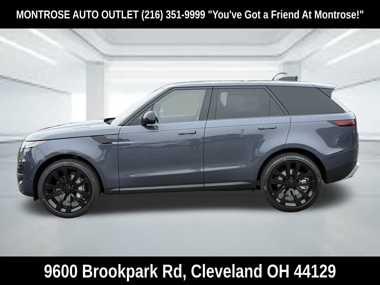 New 2026 Land Rover Range Rover Sport SE AWD/4WD image 2
