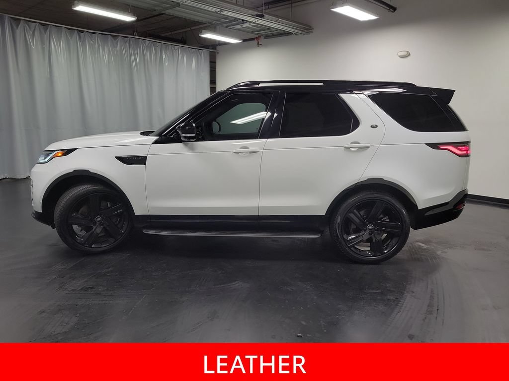 Used 2025 Land Rover Discovery Dynamic SE AWD/4WD image 5