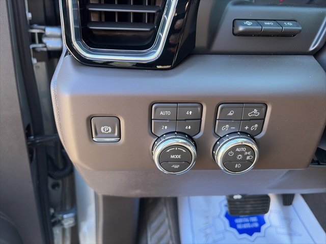 New 2026 GMC Sierra 1500 Denali w/ Denali Reserve Package image 19