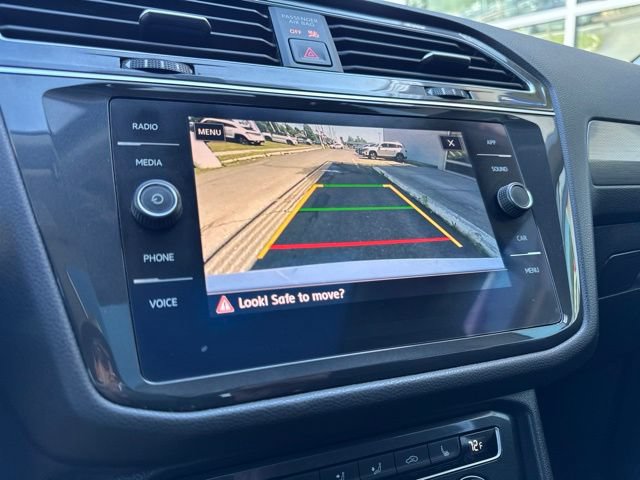Used 2019 Volkswagen Tiguan SE w/ Panoramic Sunroof Package AWD/4WD image 14