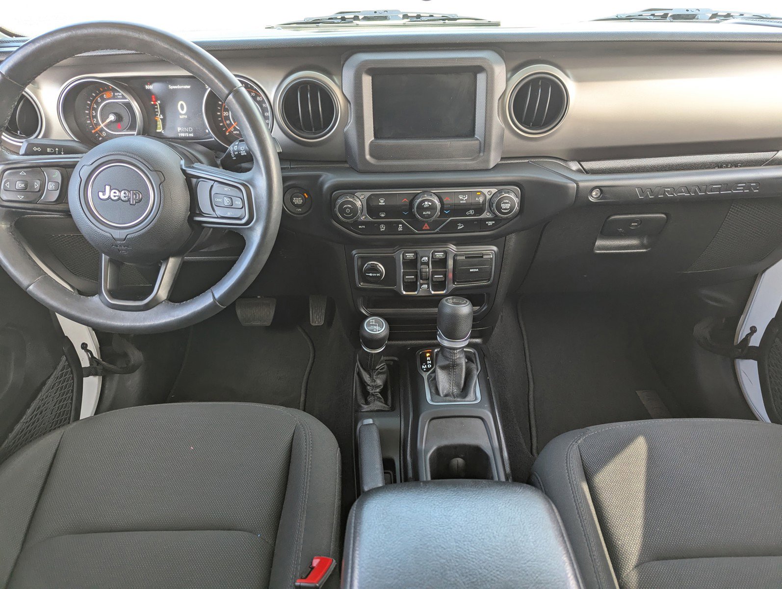 Used 2019 Jeep Wrangler Unlimited Sport S image 15