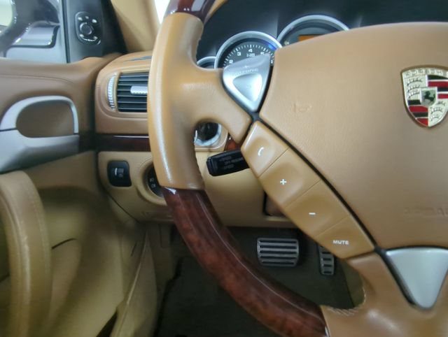 Used 2009 Porsche Cayenne S AWD/4WD image 27