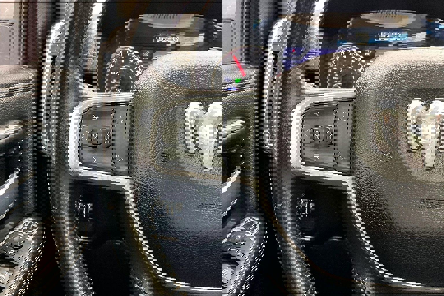 Used 2024 RAM 2500 Laramie w/ Cold Weather Group image 20