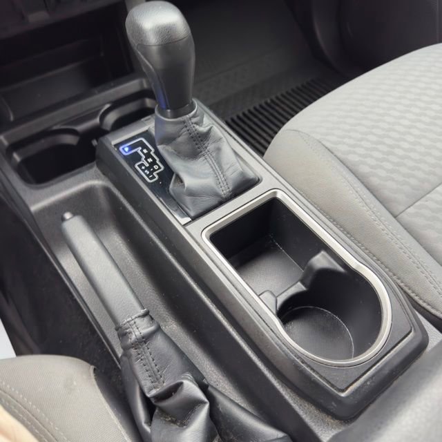 Used 2022 Toyota Tacoma SR image 21