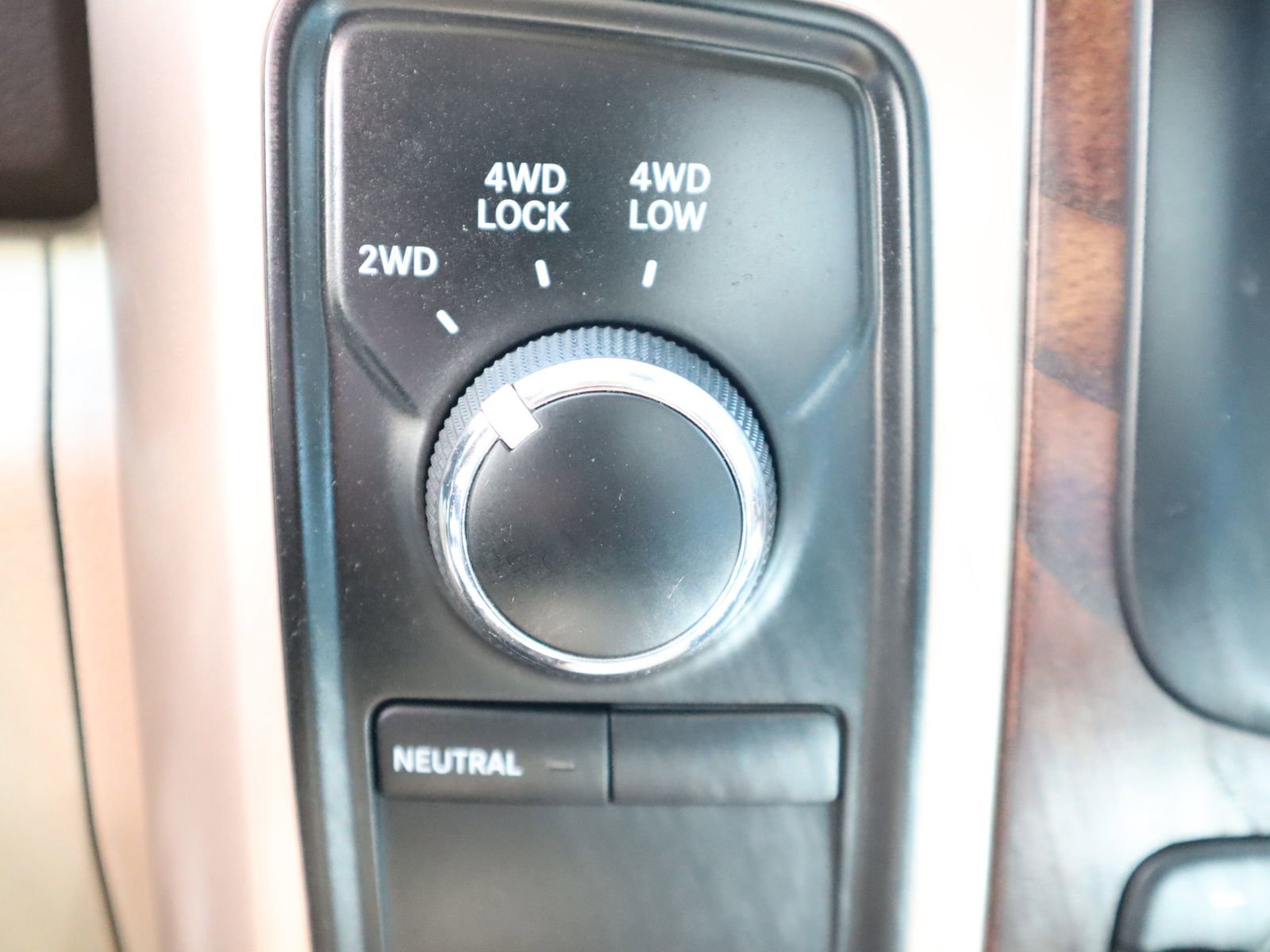 Used 2013 RAM 3500 Laramie Longhorn w/ Cold Weather Group image 39