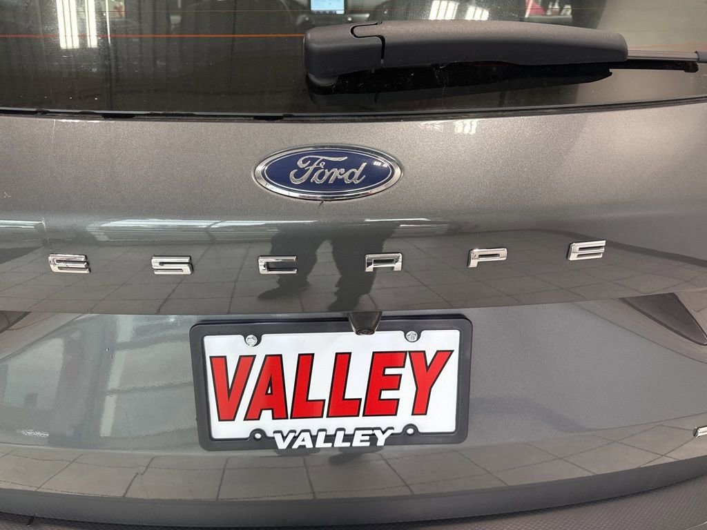 Used 2023 Ford Escape AWD image 70