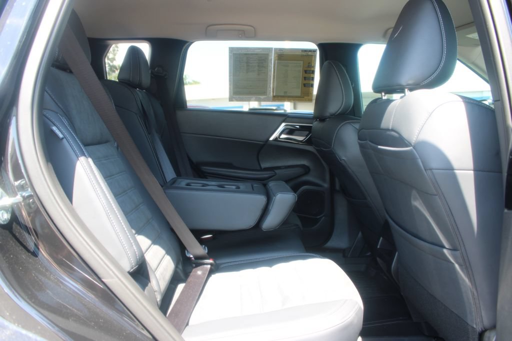 Used 2026 Nissan Rogue SL AWD/4WD image 34