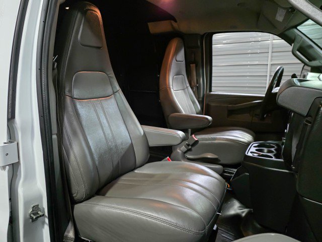 Used 2019 Chevrolet Express 2500 w/ Driver Convenience Package RWD image 18