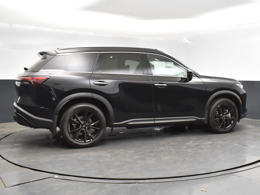 Used 2025 INFINITI QX60 Luxe w/ Black Edition image 8