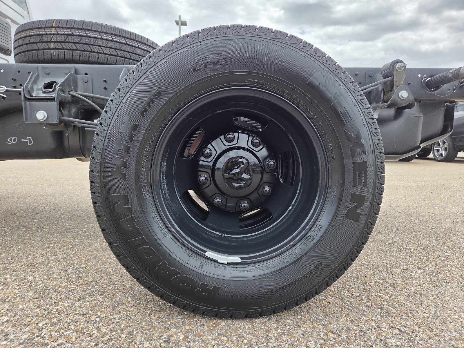 New 2026 RAM 3500 Tradesman AWD/4WD image 9