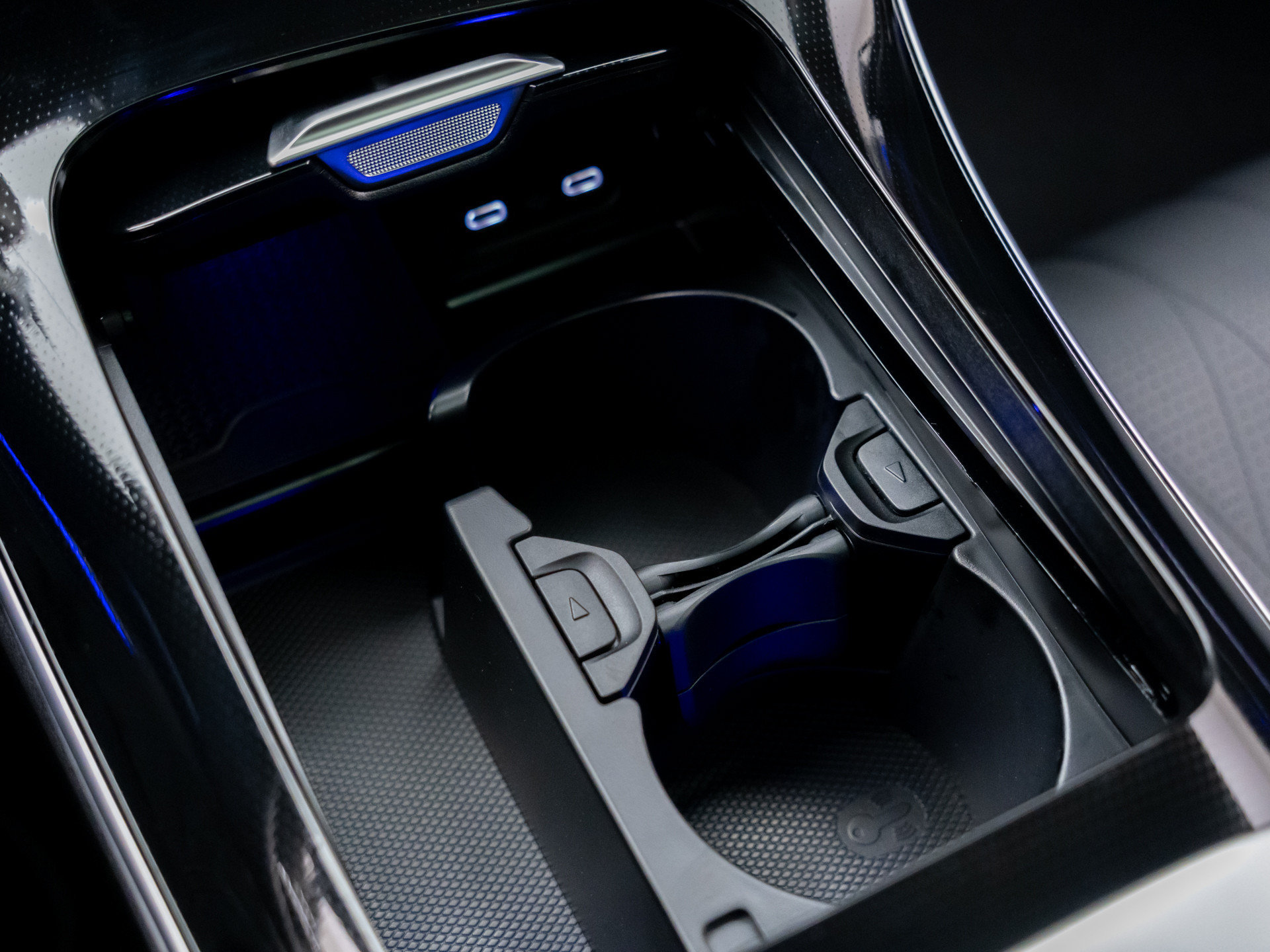 New 2027 Mercedes-Benz CLE 53 AMG 4MATIC Coupe image 30