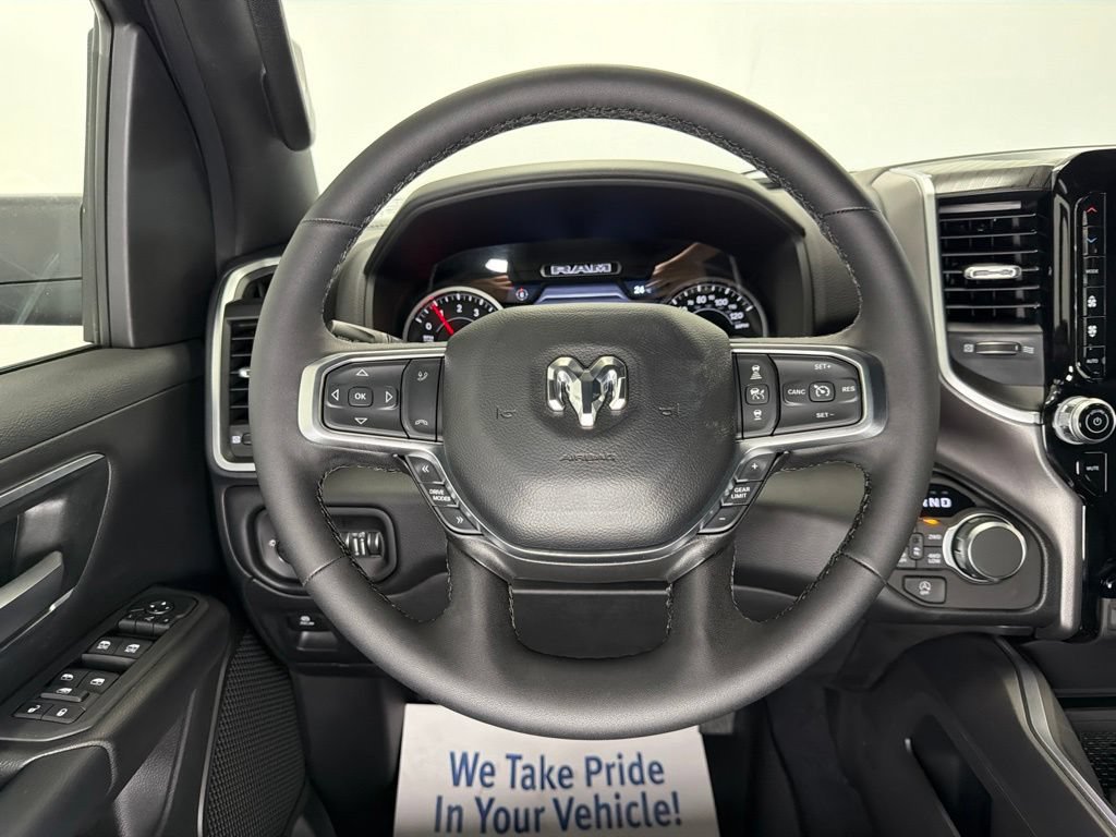 New 2026 RAM 1500 Big Horn AWD/4WD image 15