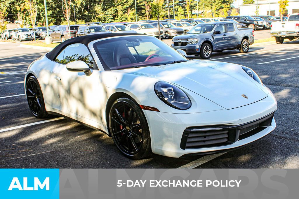 Used 2022 Porsche 911 Carrera S RWD image 4