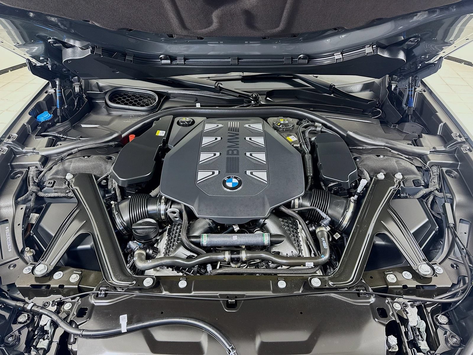 Used 2026 BMW 760i xDrive AWD/4WD image 29