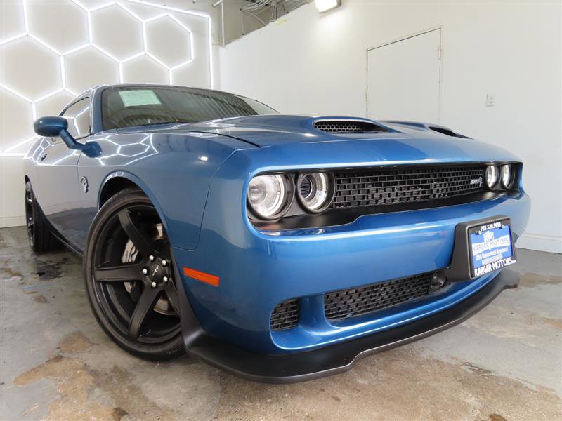 Used 2020 Dodge Challenger SRT Hellcat w/ Plus Package RWD image 4