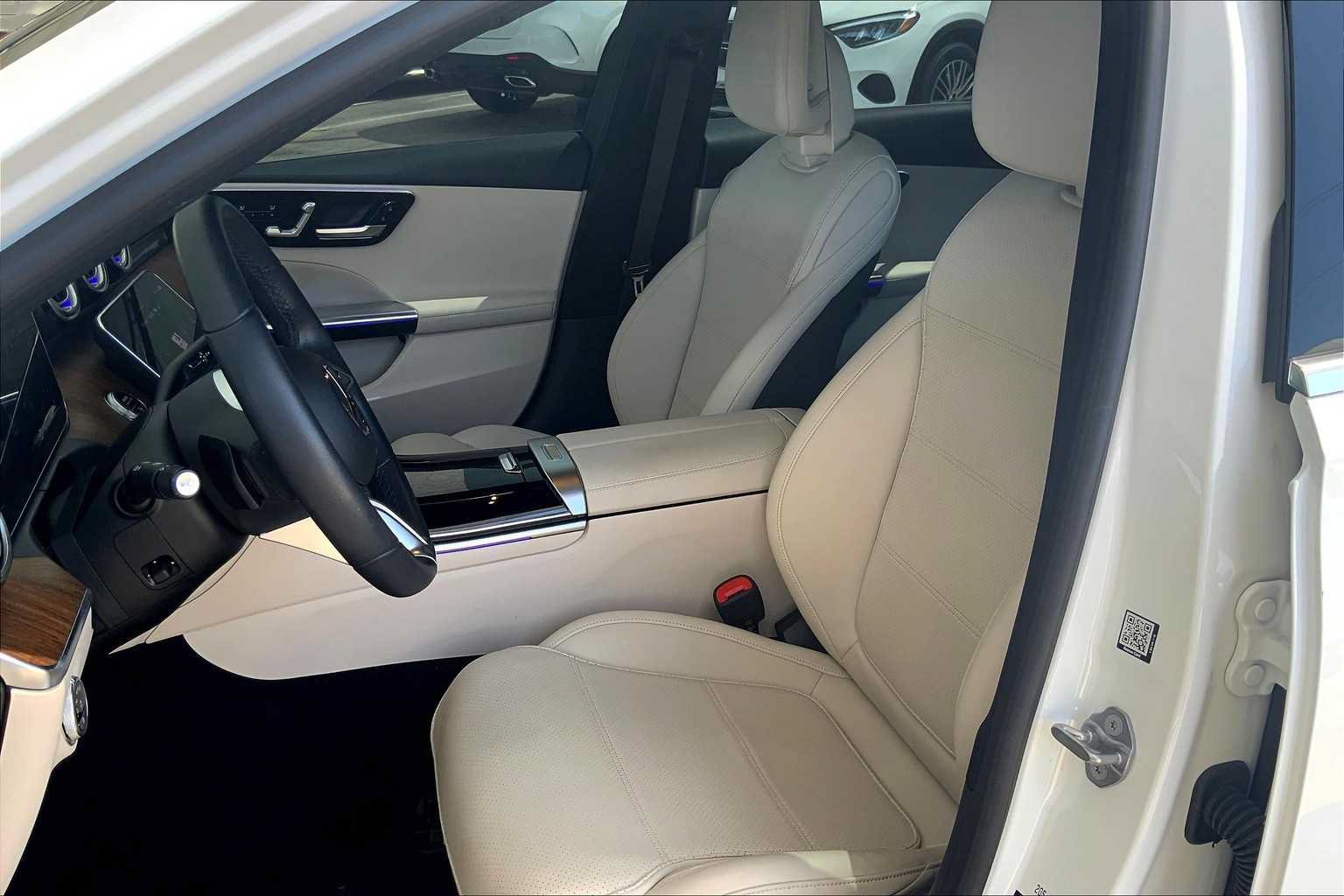 Certified 2022 Mercedes-Benz C 300 Sedan w/ Exclusive Trim Package image 8