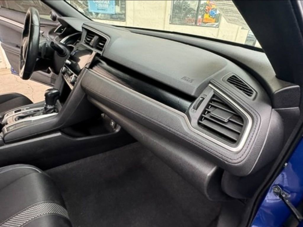 Used 2021 Honda Civic Sport image 18