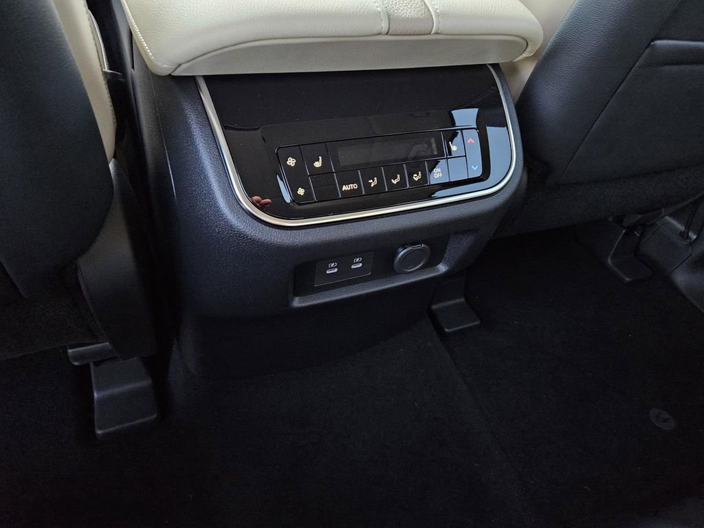 New 2026 Nissan Armada Platinum w/ Convenience Package image 12