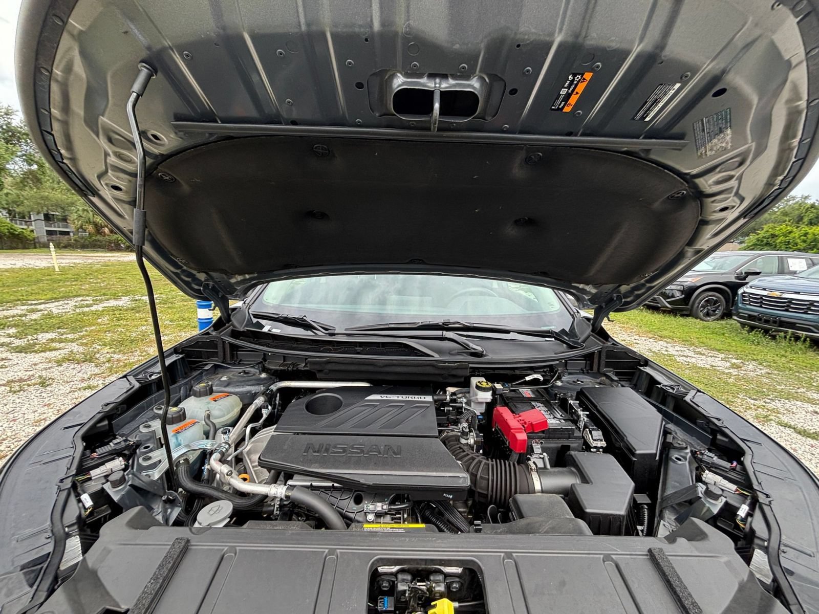 Used 2025 Nissan Rogue SV AWD/4WD image 35