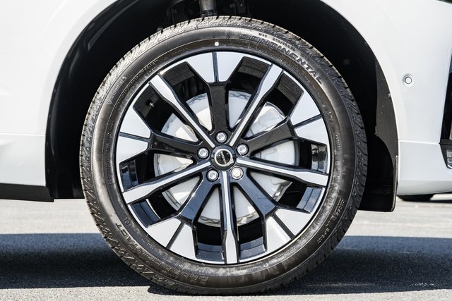 New 2026 Volvo XC60 B5 Plus w/ Protection Package Premier image 16