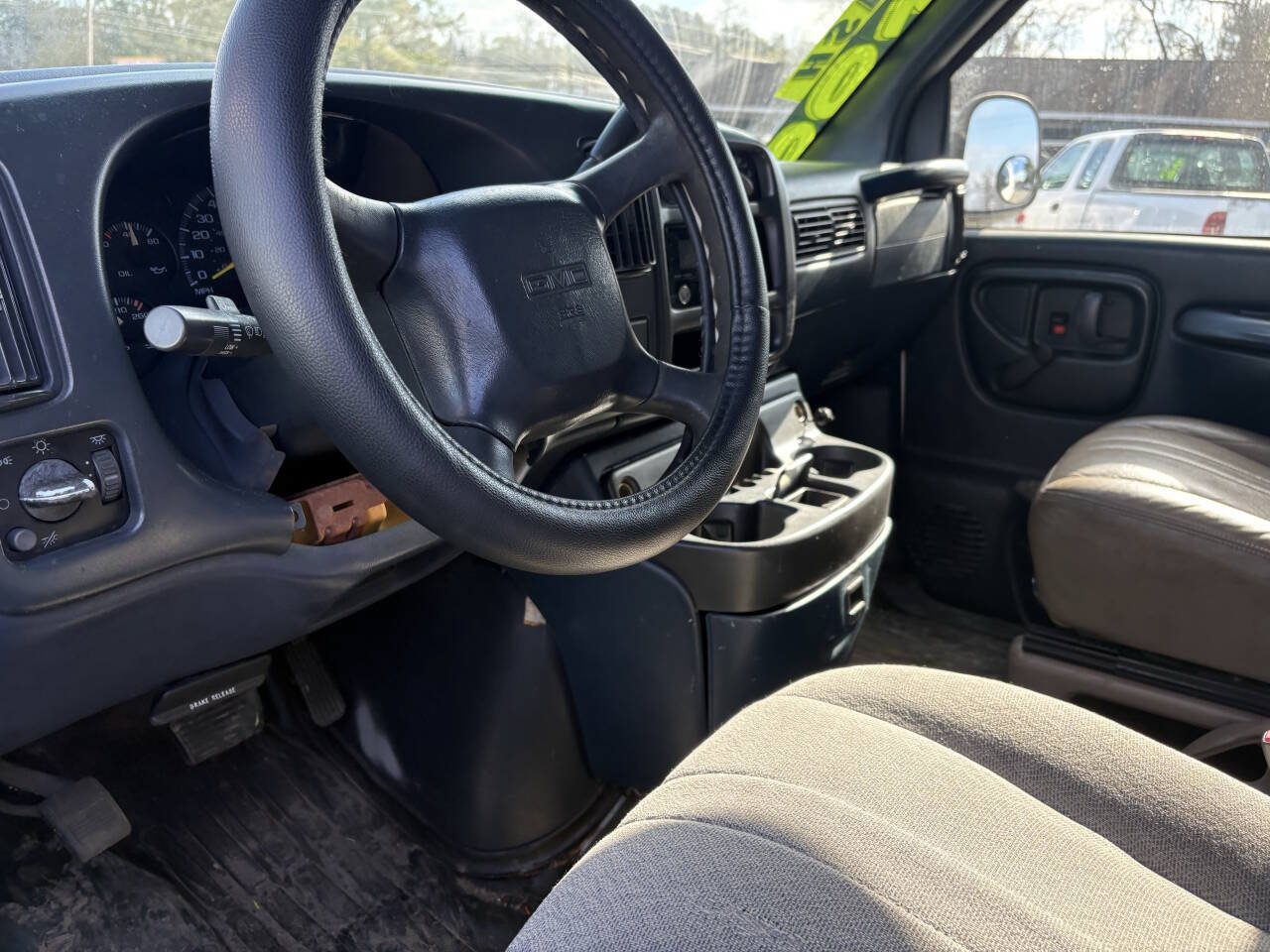 Used 2000 GMC Savana 2500 RWD image 7