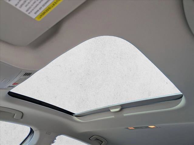 Used 2021 Volkswagen Jetta SE w/ SE Cold Weather Package image 18