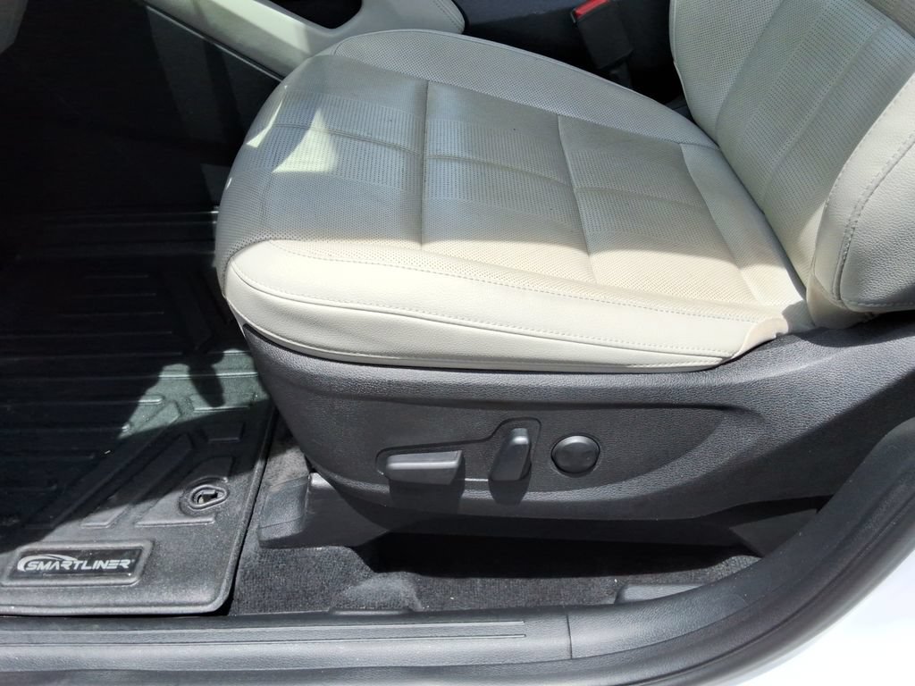 Used 2022 Kia Telluride EX w/ EX Premium Package AWD/4WD image 25
