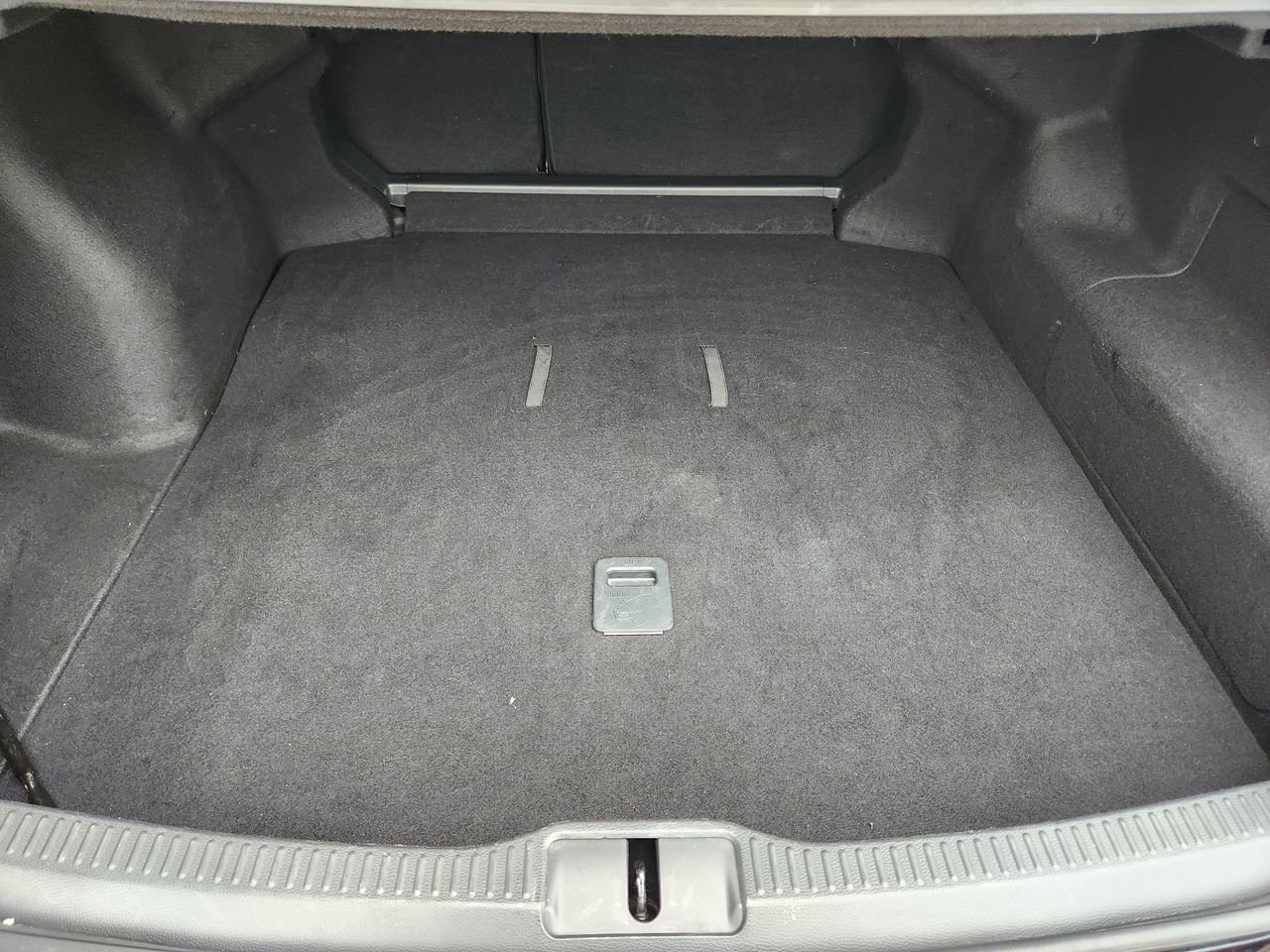 Used 2024 Toyota Crown AWD/4WD image 31