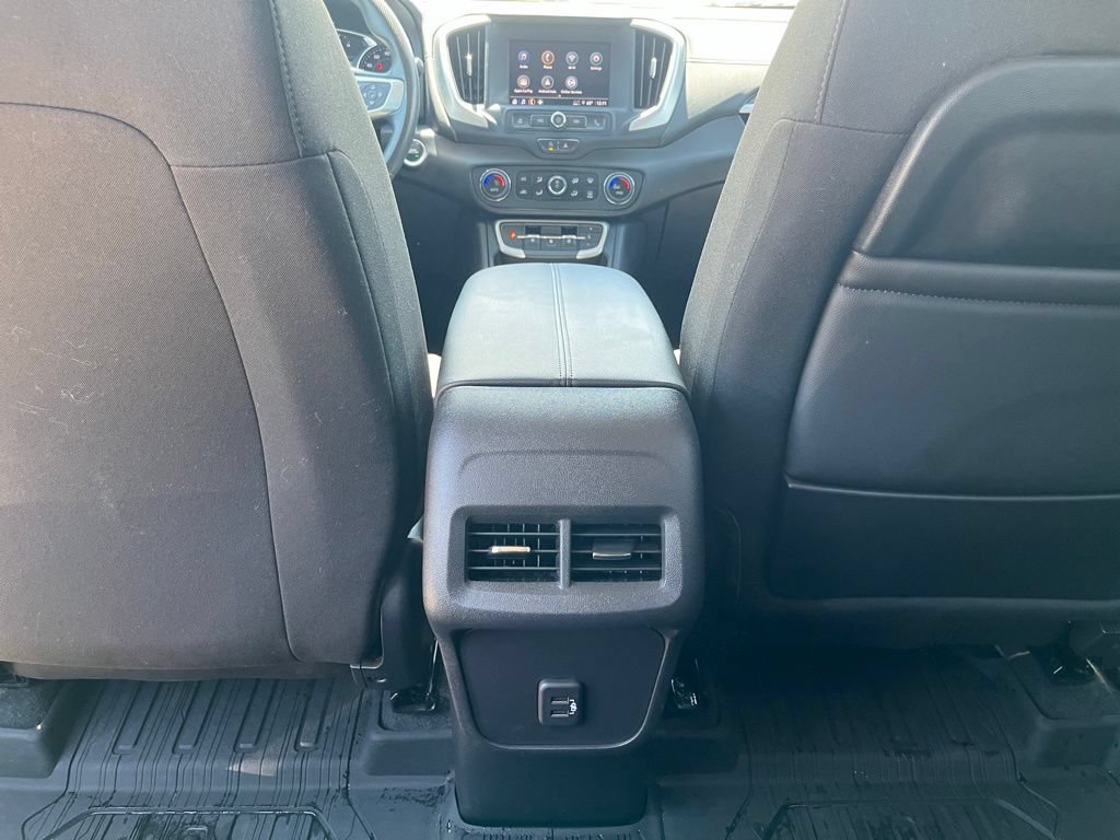 Used 2024 GMC Terrain SLE w/ Driver Convenience Package AWD/4WD image 28