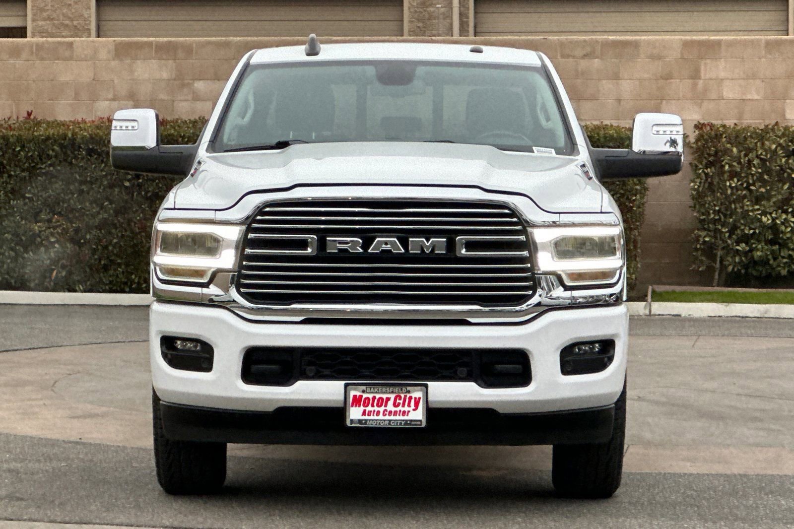 Used 2024 RAM 2500 Laramie image 9