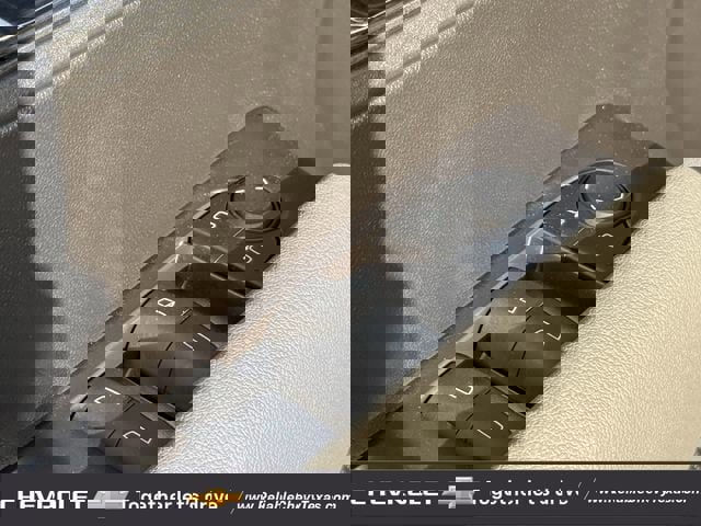 Used 2025 Chevrolet Colorado ZR2 w/ Technology Package AWD/4WD image 30