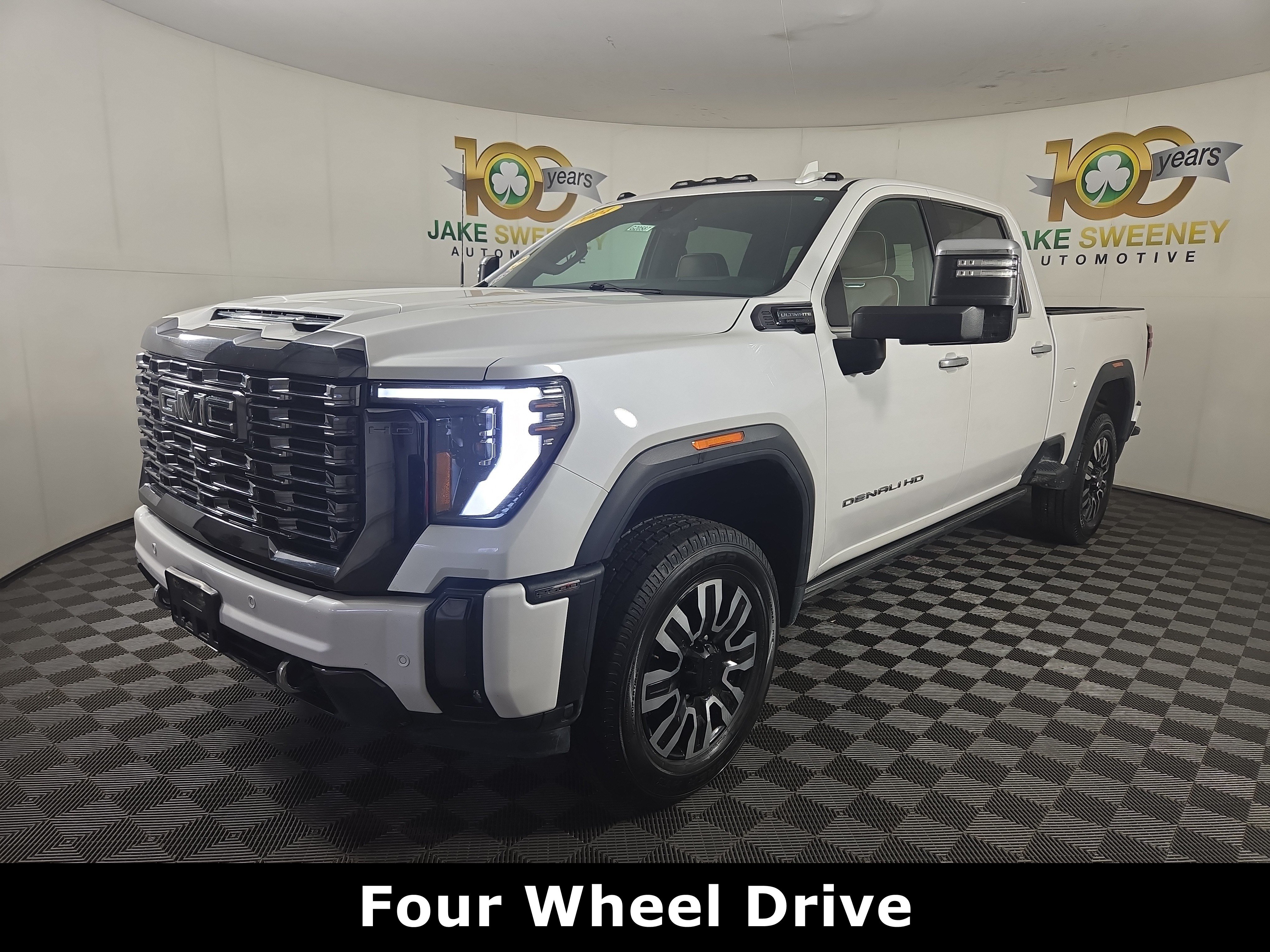 Certified 2024 GMC Sierra 2500 Denali Ultimate AWD/4WD image 3