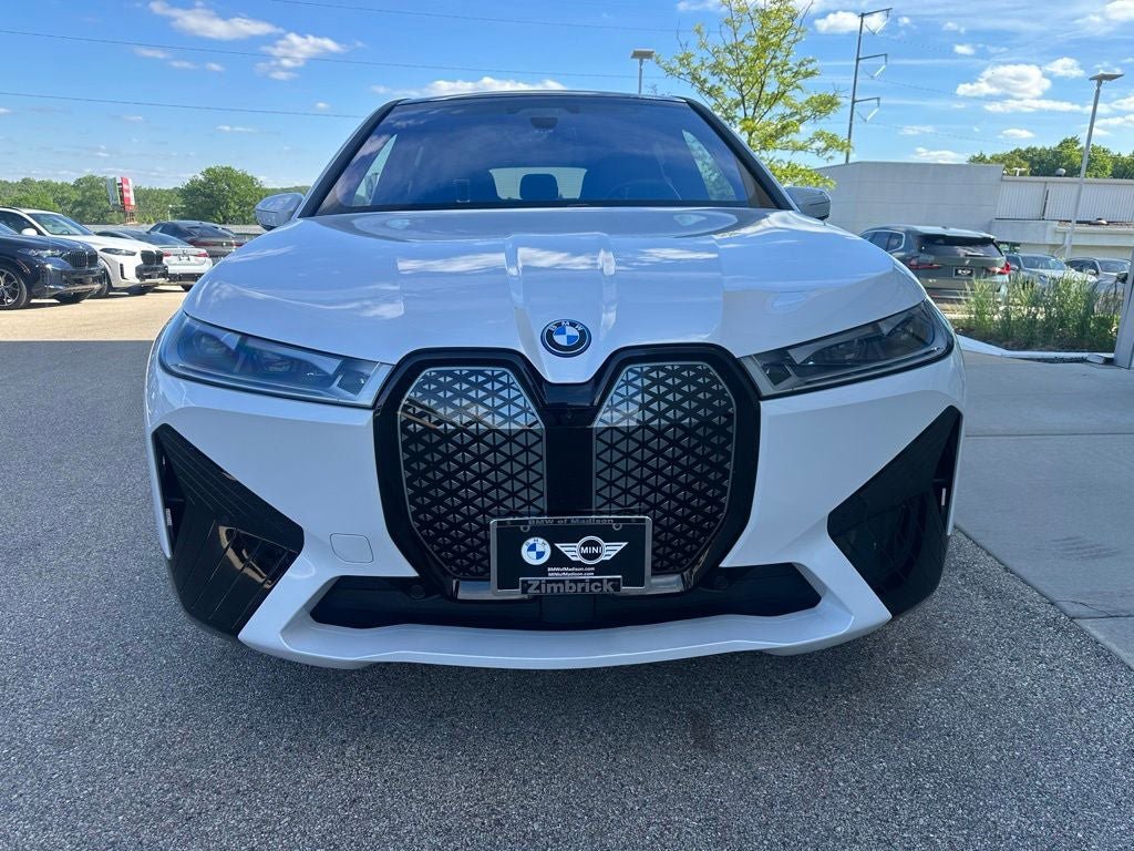 Certified 2024 BMW iX xDrive50 w/ Premium Package AWD/4WD image 5