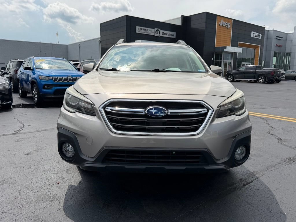 Used 2019 Subaru Outback 2.5i Limited AWD/4WD image 2