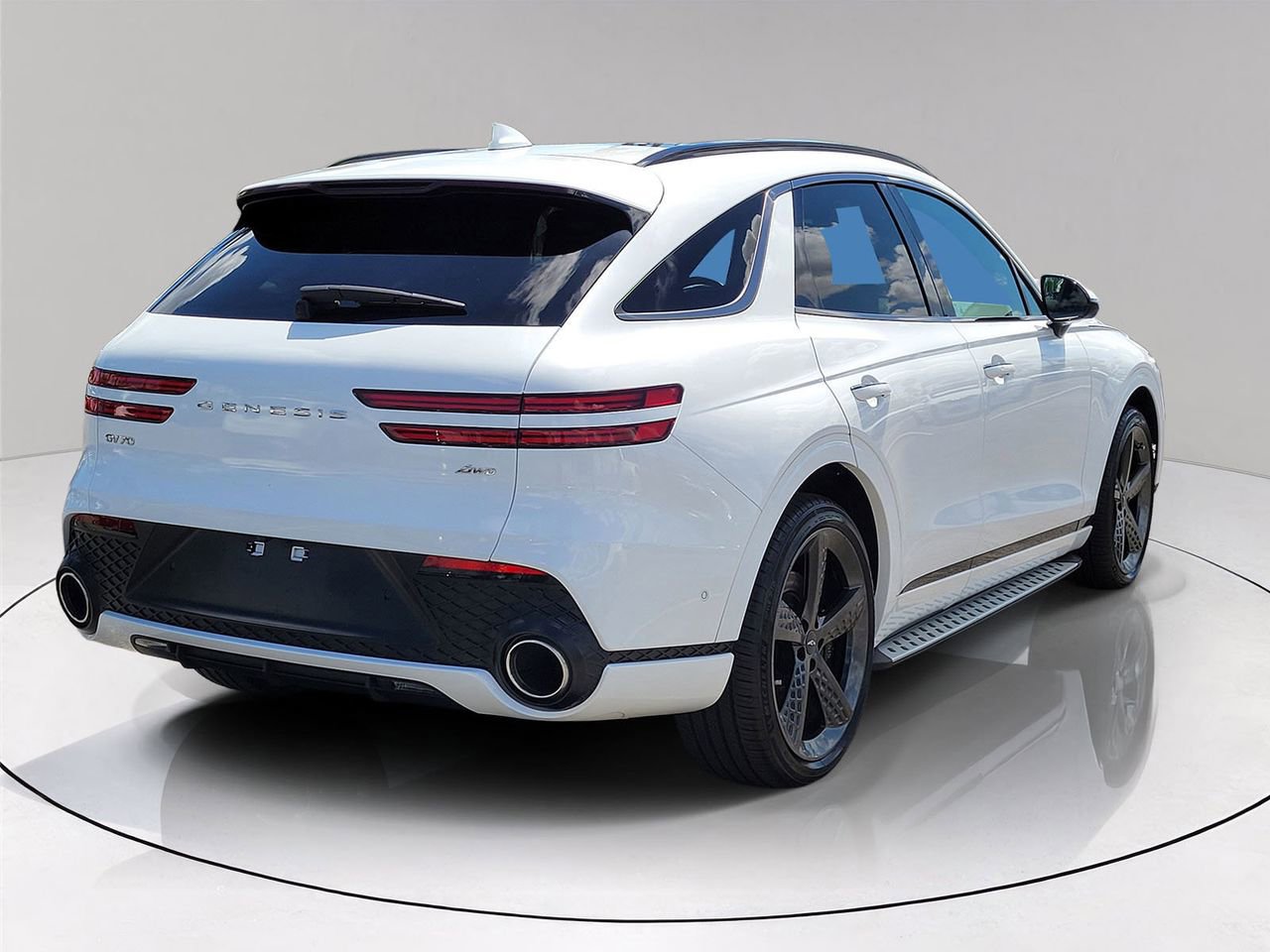 Used 2025 Genesis GV70 2.5T Sport Prestige w/ Sport Prestige Package image 6