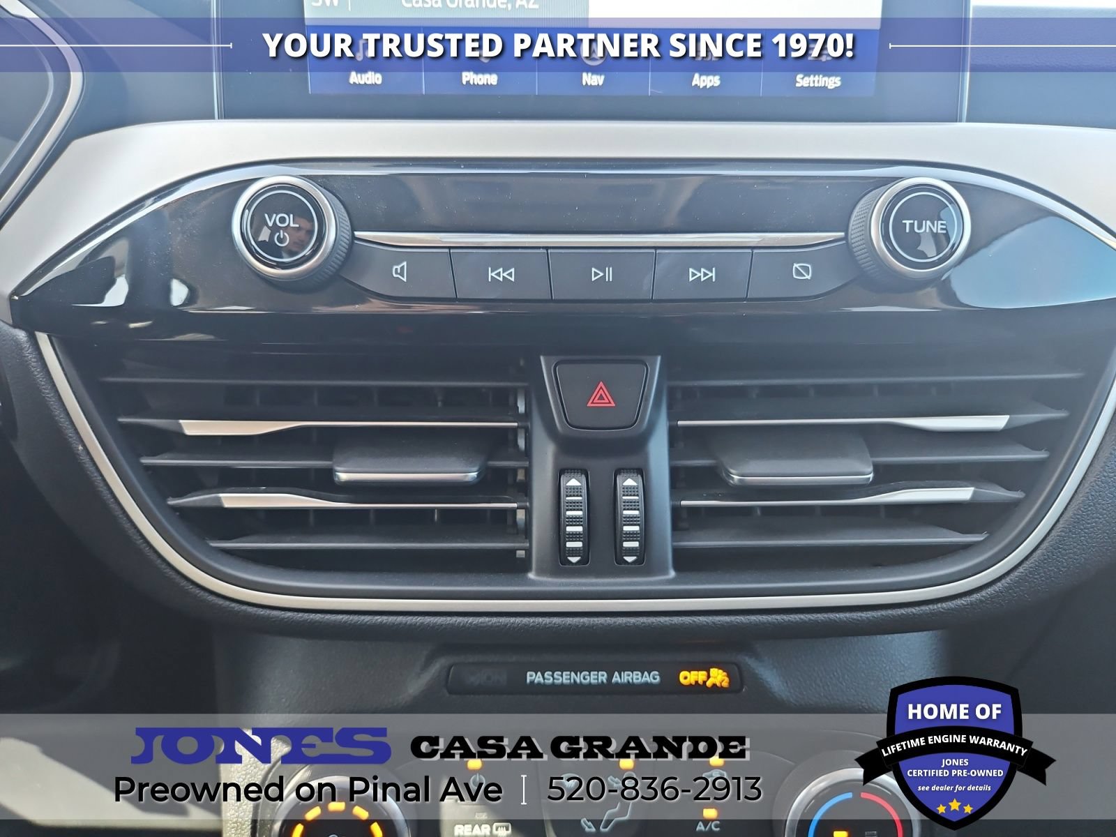 Used 2022 Ford Escape SE w/ SE Sport Appearance Package FWD image 16