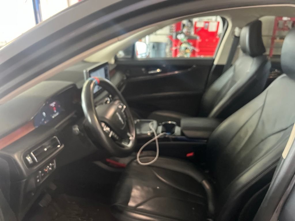 Used 2021 Lincoln Nautilus Reserve AWD/4WD image 7