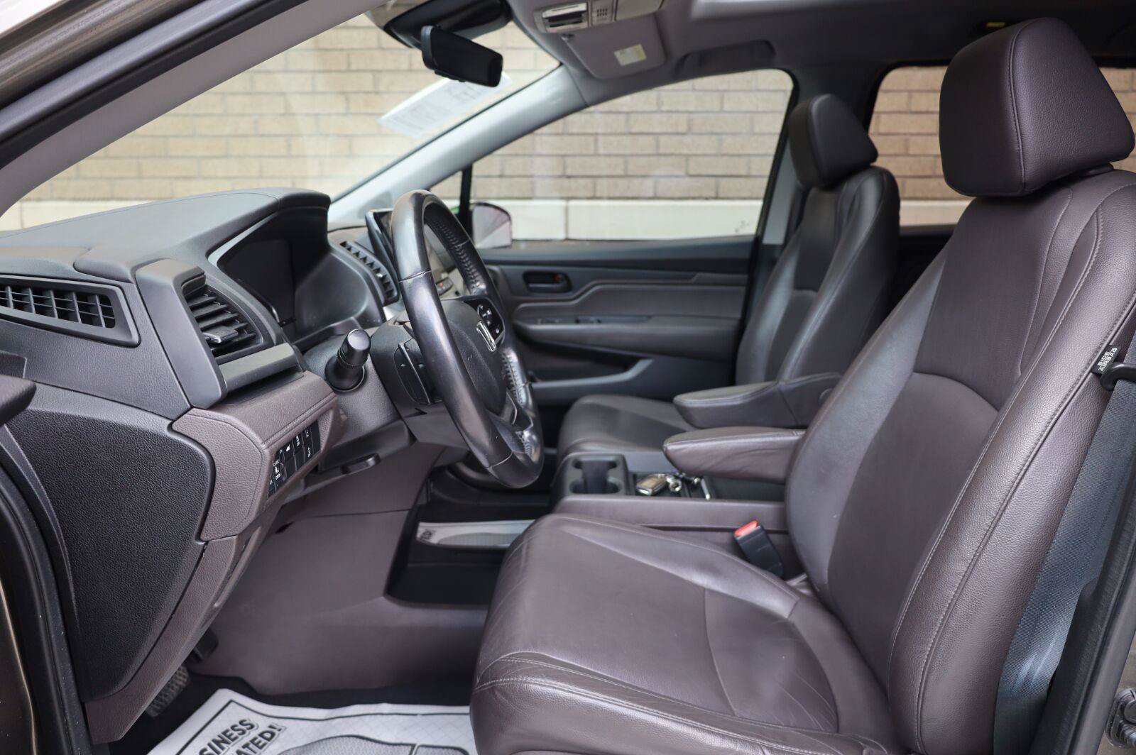 Used 2018 Honda Odyssey EX-L image 17