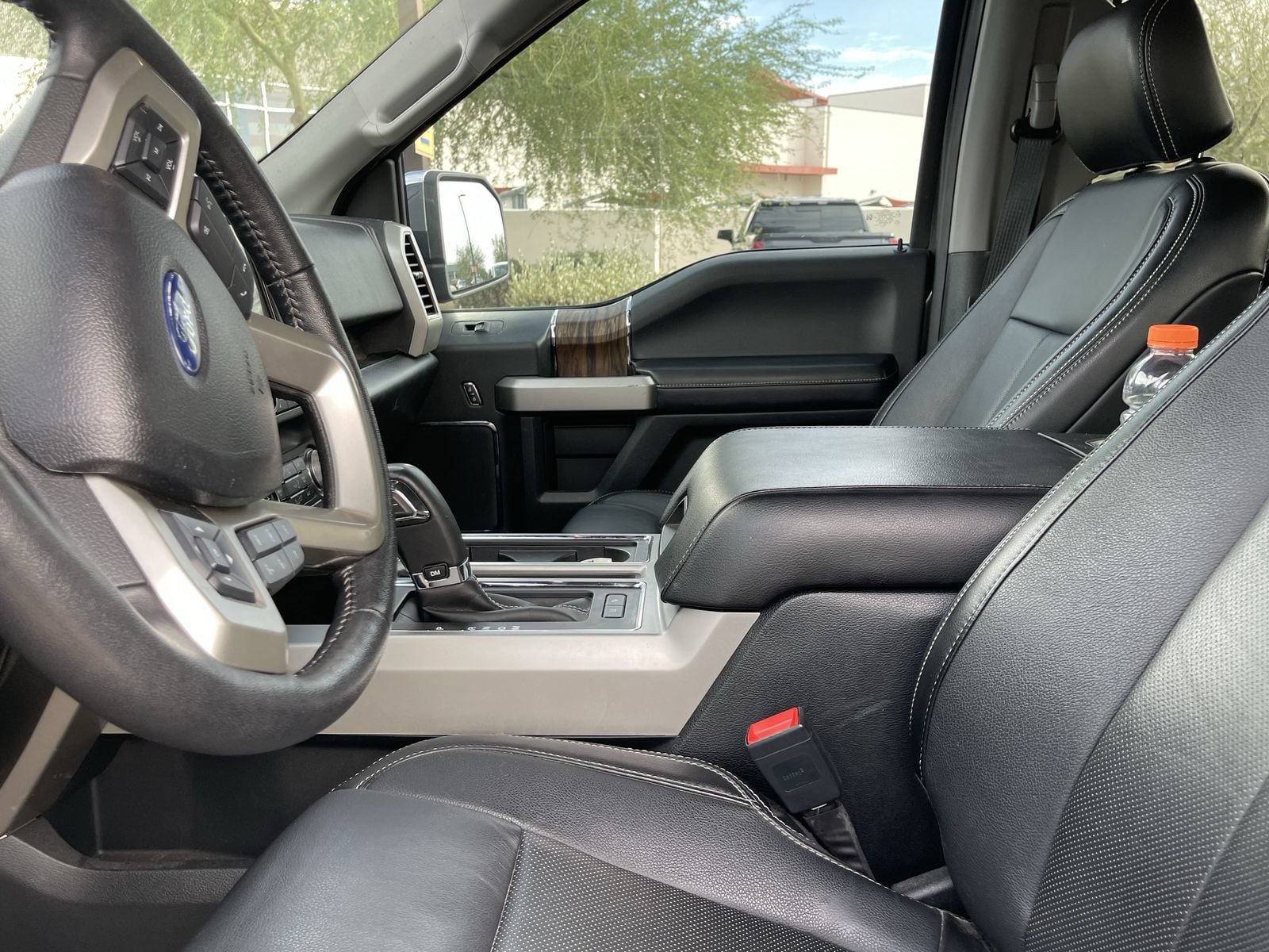 Used 2020 Ford F150 Lariat w/ Equipment Group 502A Luxury AWD/4WD image 13