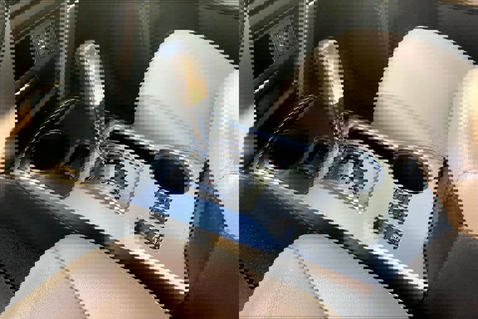 Used 2014 Toyota 4Runner SR5 Premium image 18