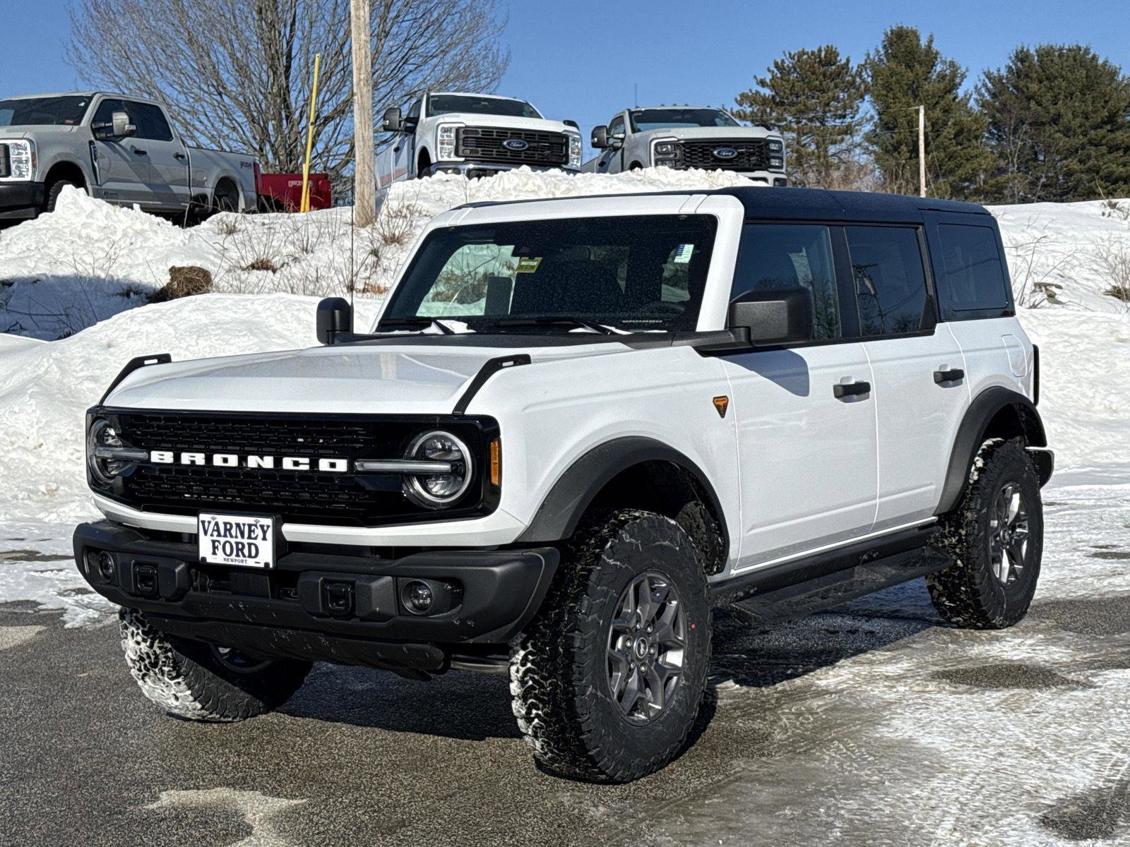 New 2025 Ford Bronco Badlands AWD/4WD image 1